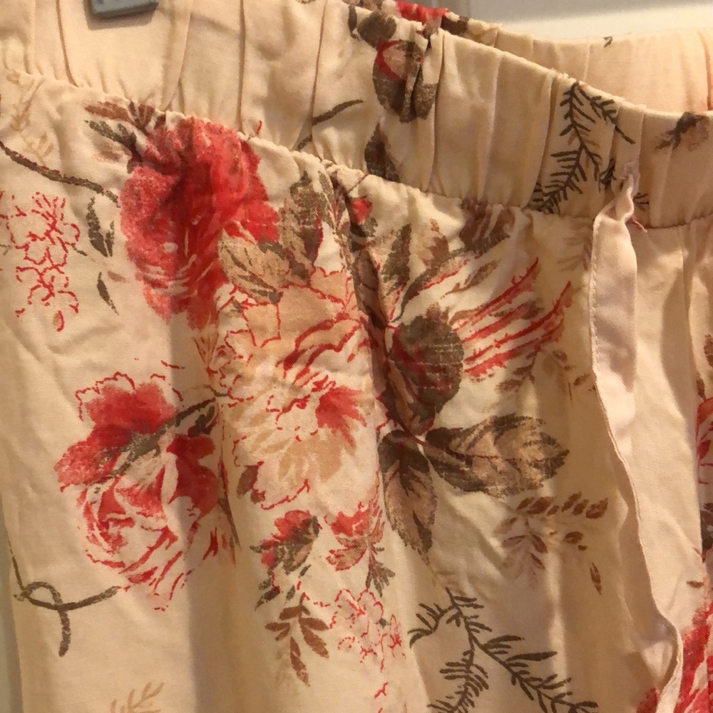 Shabby Chic Floral Print Women's Pajama Pants - Picture 2 of 4